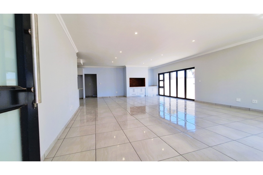 3 Bedroom Property for Sale in Sandy Point Western Cape